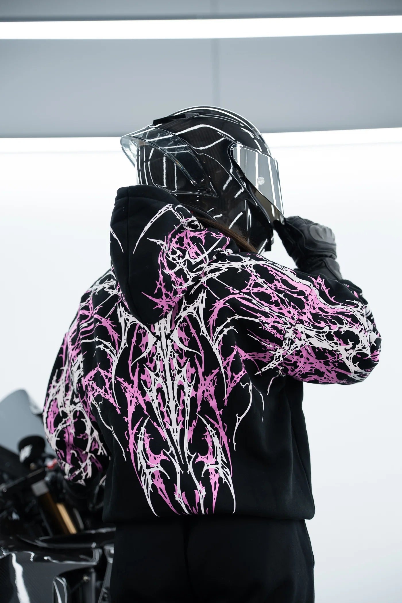 Armored Motorcycle Reflective Hoodie in Pink Thorn with CE Level 2 Protection