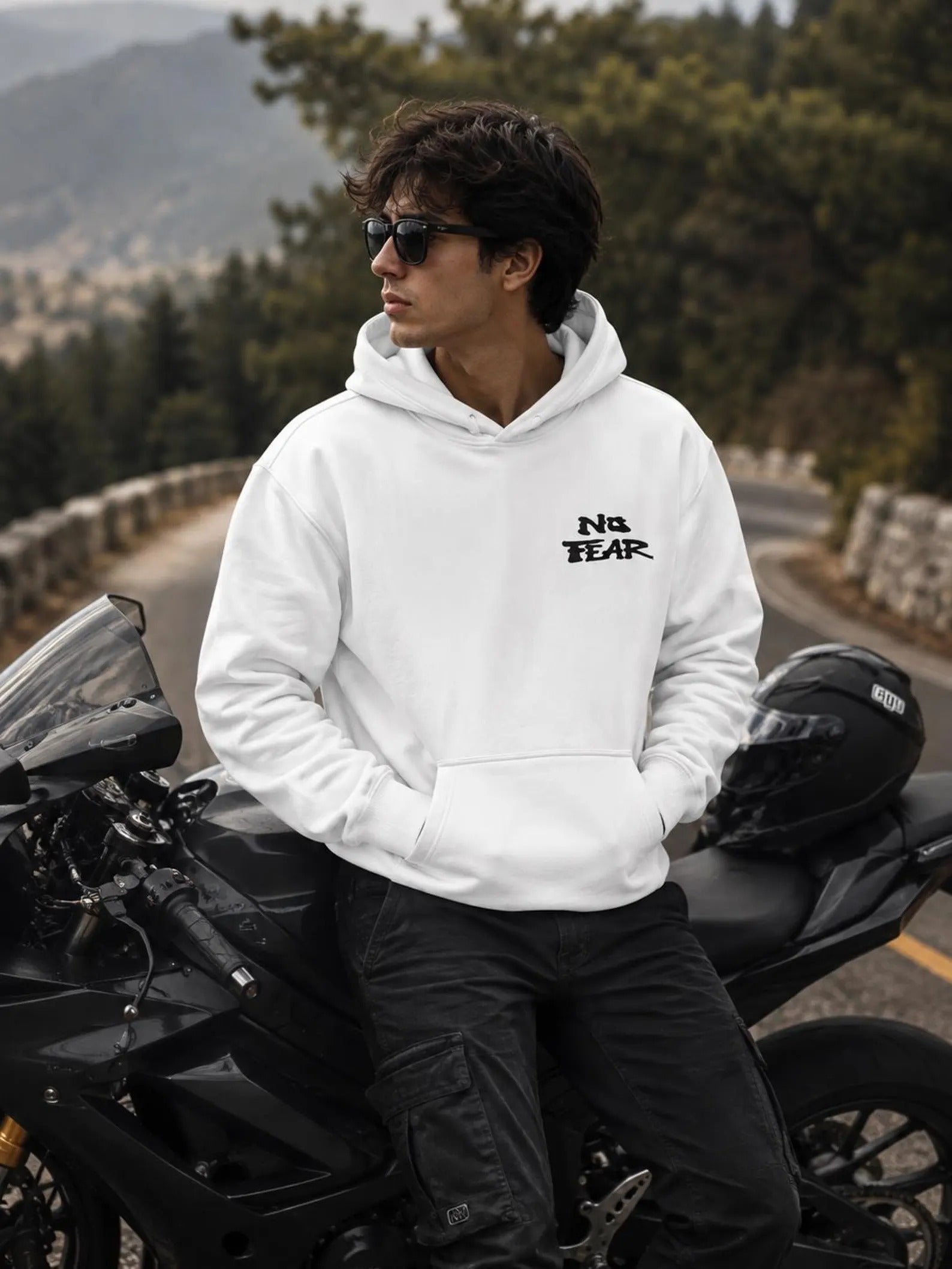 Aramid Kevlar Motorcycle Hoodie in White with No Fear Back Print